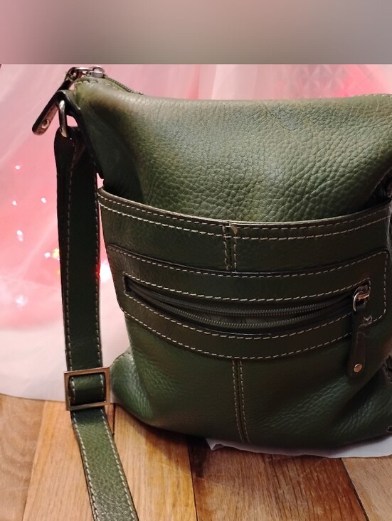 Handbags - Fossil Vintage Cargo Crossbody Bag. Green, Pebbled Leather.
